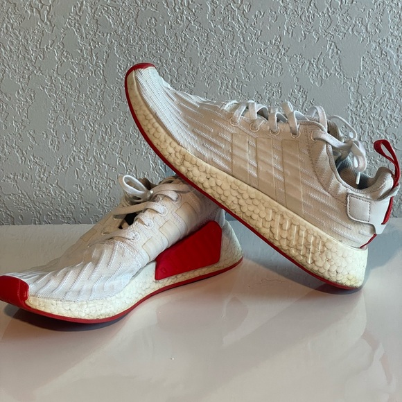 Adidas Men’s NMD R2 White Core Red Two Toned Size 8.5 - Picture 4 of 6